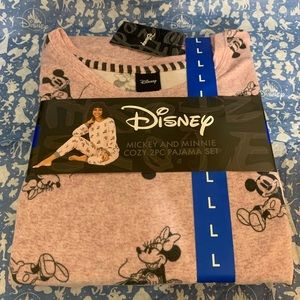 Mickey & Minnie Pajama set